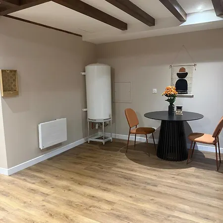 Apartmán Un A Deux Pas De Lautoroute Domarin